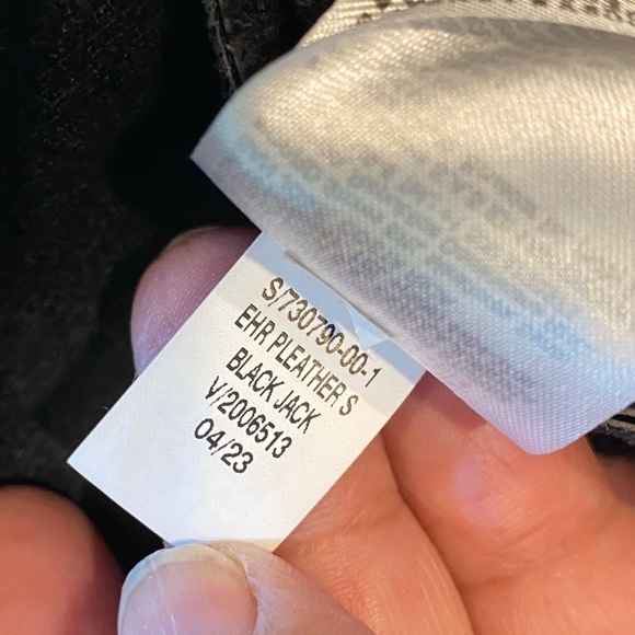 NWT OLD NAVY Extra High-Waisted Faux-Leather Eco-friendly Pants Black Size 16 - Picture 11 of 11